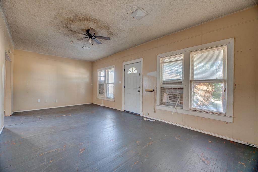 909 W Minnesota Avenue Property Photo 8