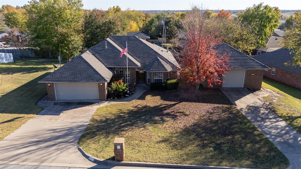 922 Blue Bird Terrace Property Photo