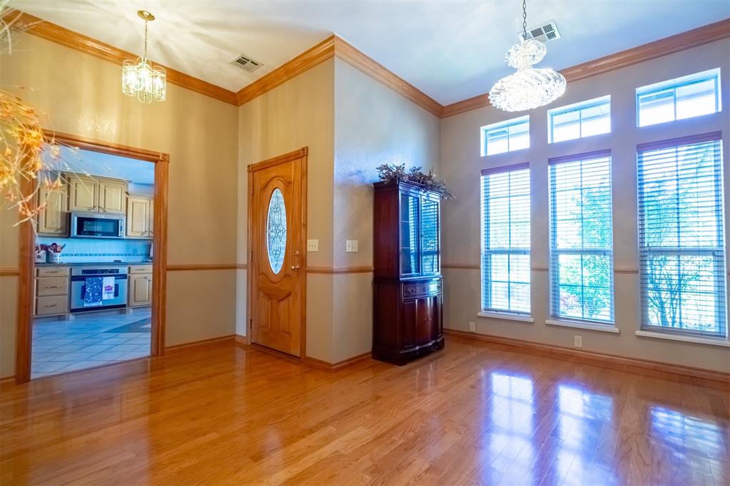 922 Blue Bird Terrace Property Photo 16