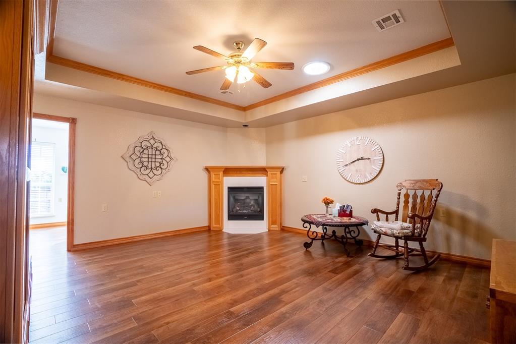 922 Blue Bird Terrace Property Photo 21