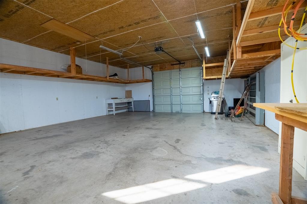 922 Blue Bird Terrace Property Photo 43