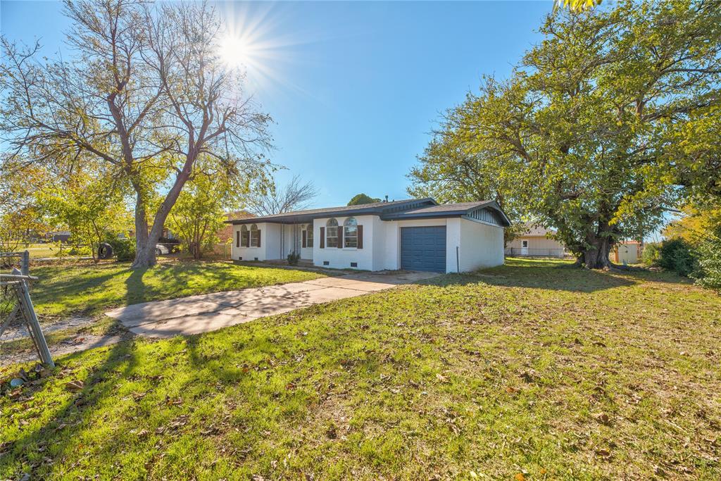 126 Windsor Avenue Property Photo 2