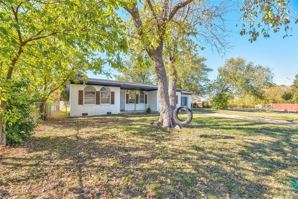 126 Windsor Avenue Property Photo 3