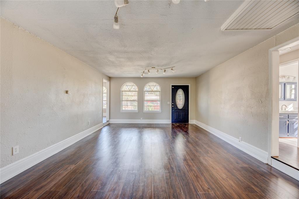 126 Windsor Avenue Property Photo 9