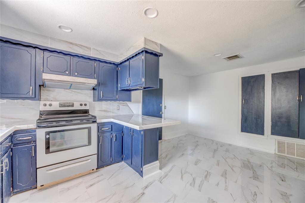 126 Windsor Avenue Property Photo 17