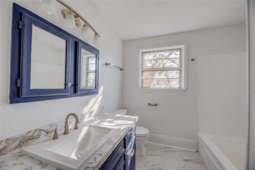 126 Windsor Avenue Property Photo 31