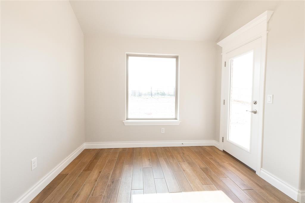 5701 Bixby Creek Drive Property Photo 4