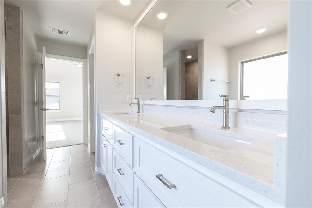 5701 Bixby Creek Drive Property Photo 10