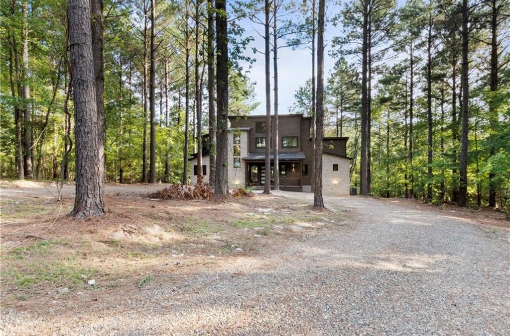134 Bombardier Lane Property Photo 2