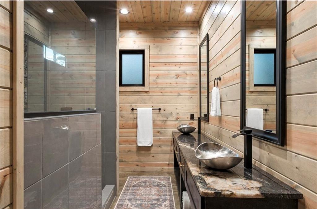 134 Bombardier Lane Property Photo 18