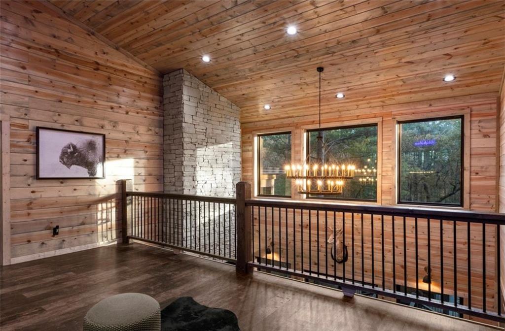 134 Bombardier Lane Property Photo 23