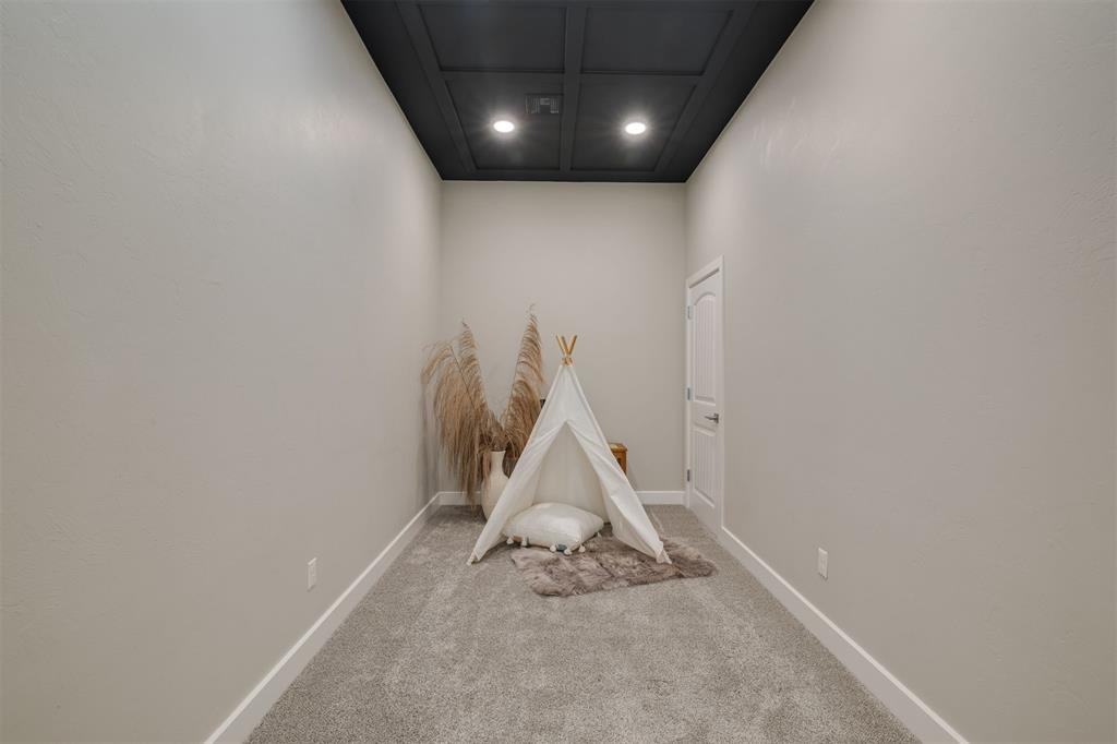 5116 N Westminster Road Property Photo 34