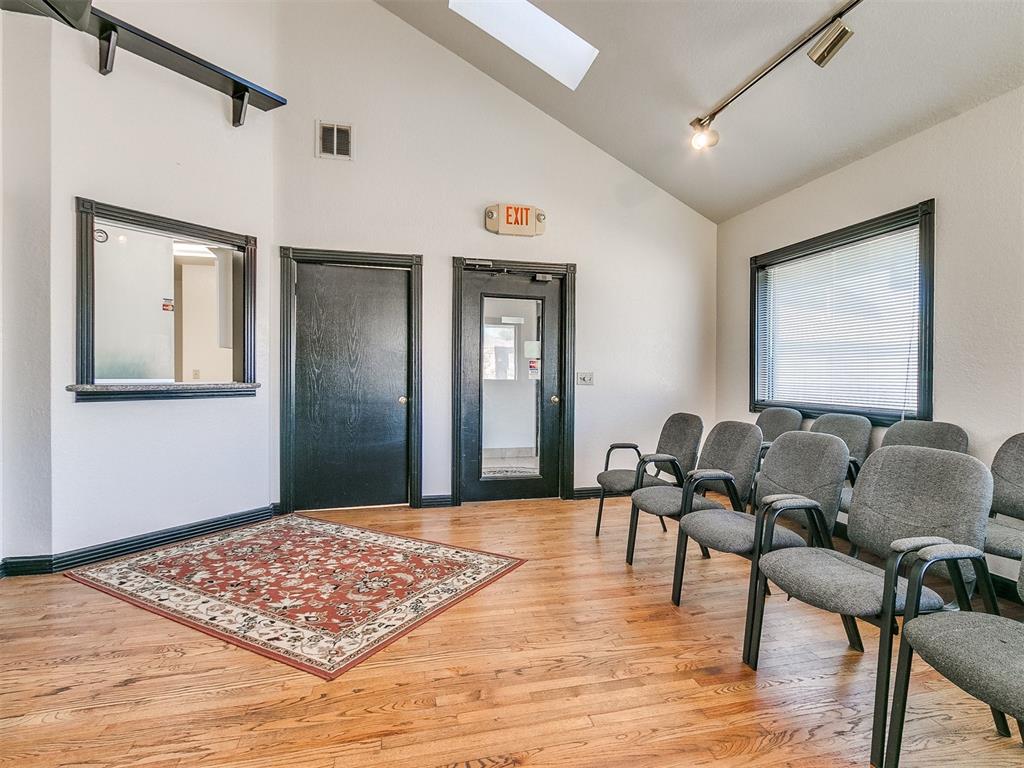 2124 Shadowlake Drive O Property Photo 3