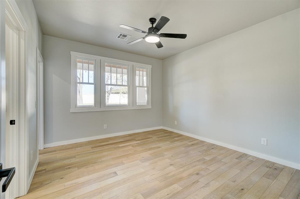 108 Nw 25th Street Property Photo 24