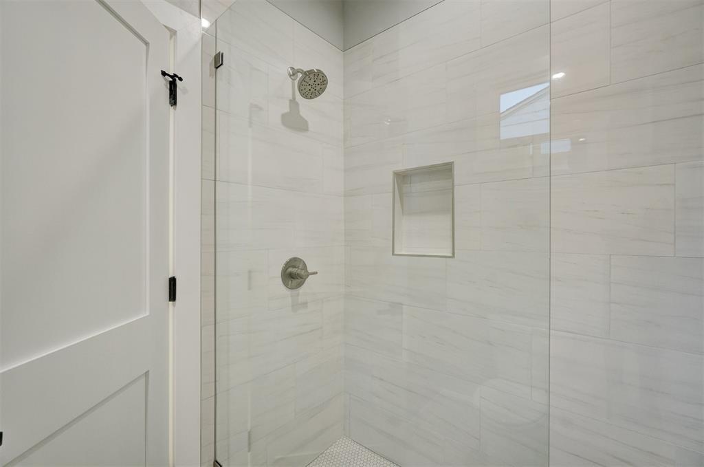 108 Nw 25th Street Property Photo 27