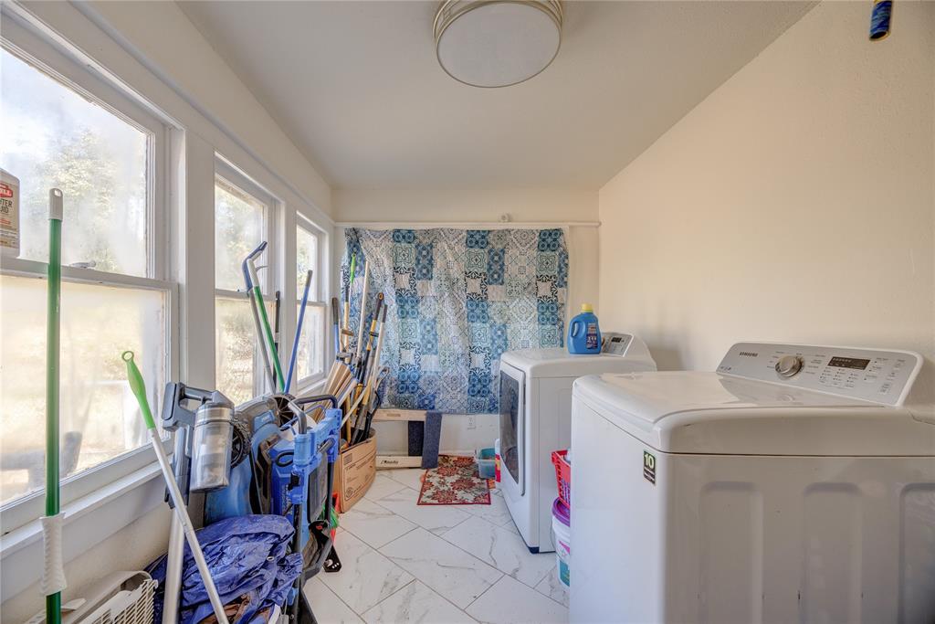 1528 W Idaho Avenue Property Photo 22