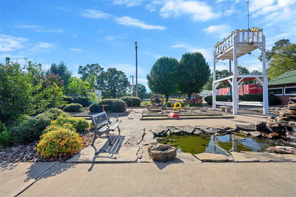 6659 N Us 259 Highway Property Photo 24