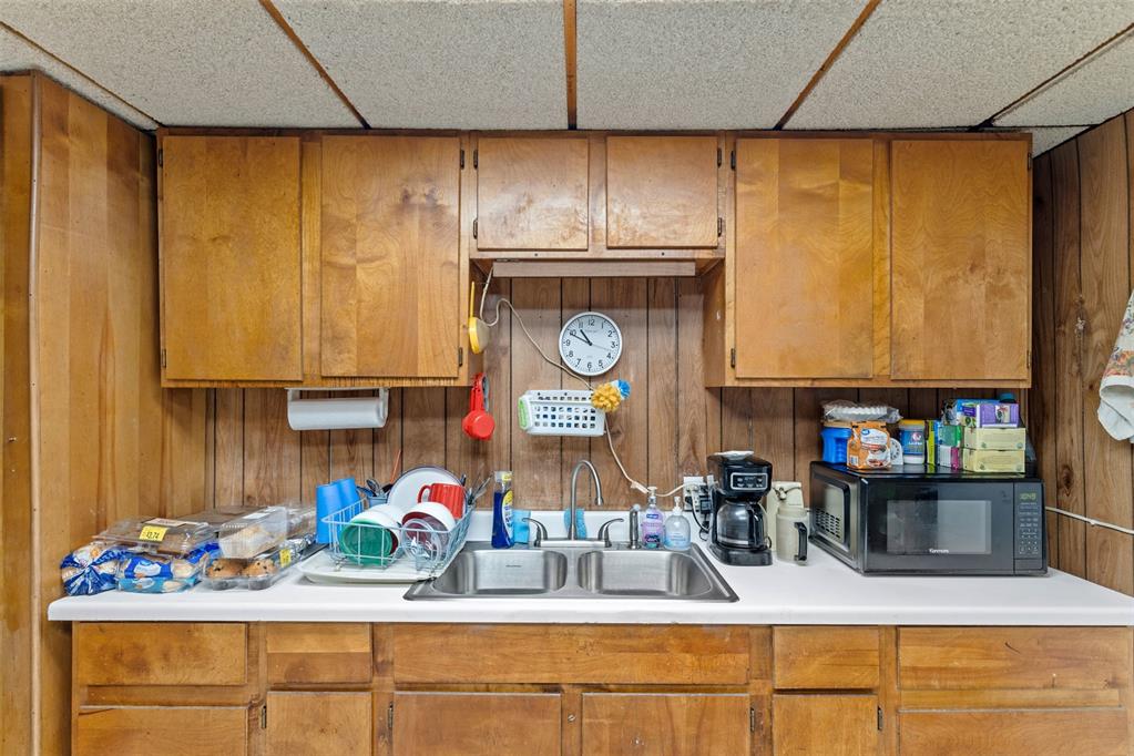 301 Se 54th Street Property Photo 8