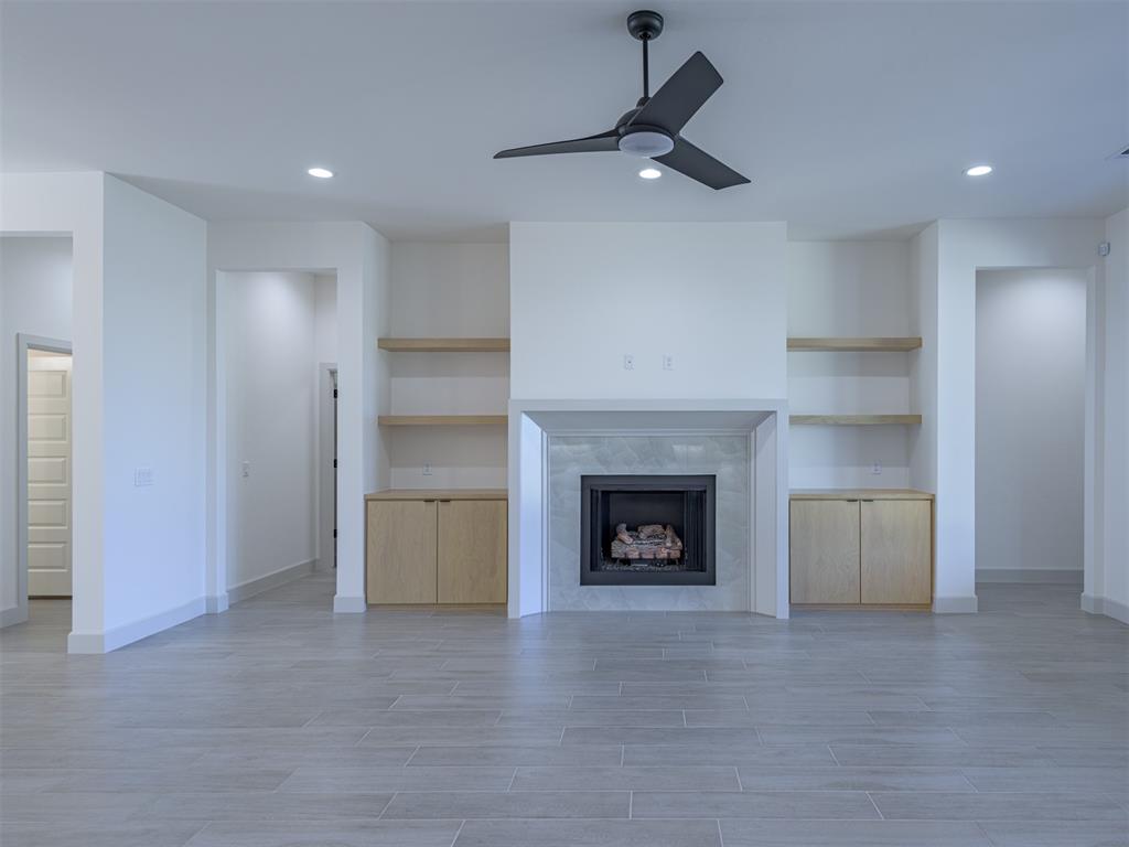 3921 Sorano Drive Property Photo 7
