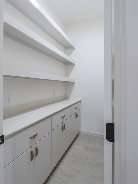 3921 Sorano Drive Property Photo 17