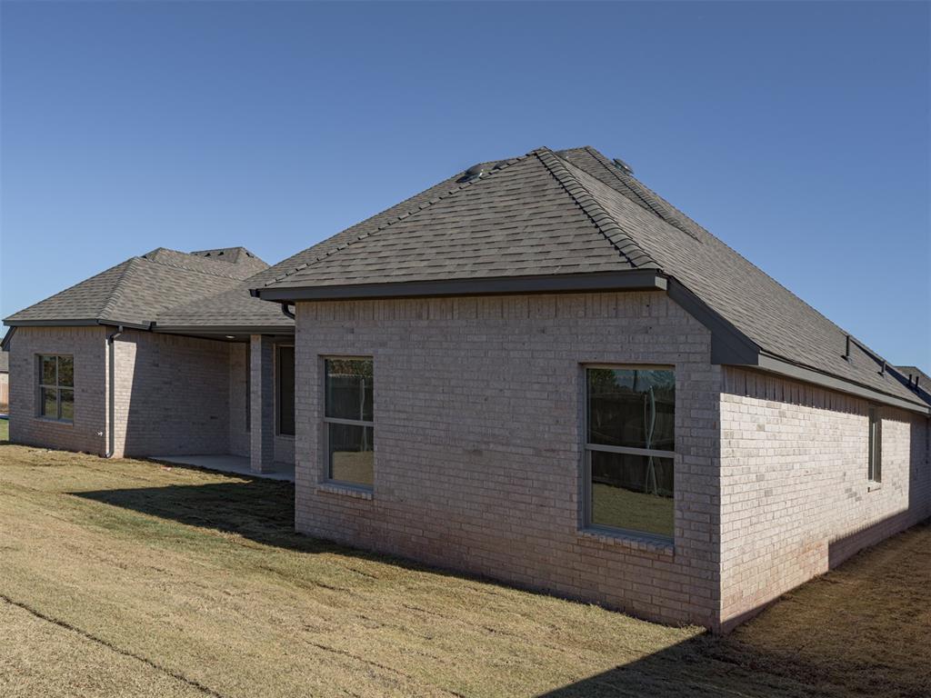 3921 Sorano Drive Property Photo 42
