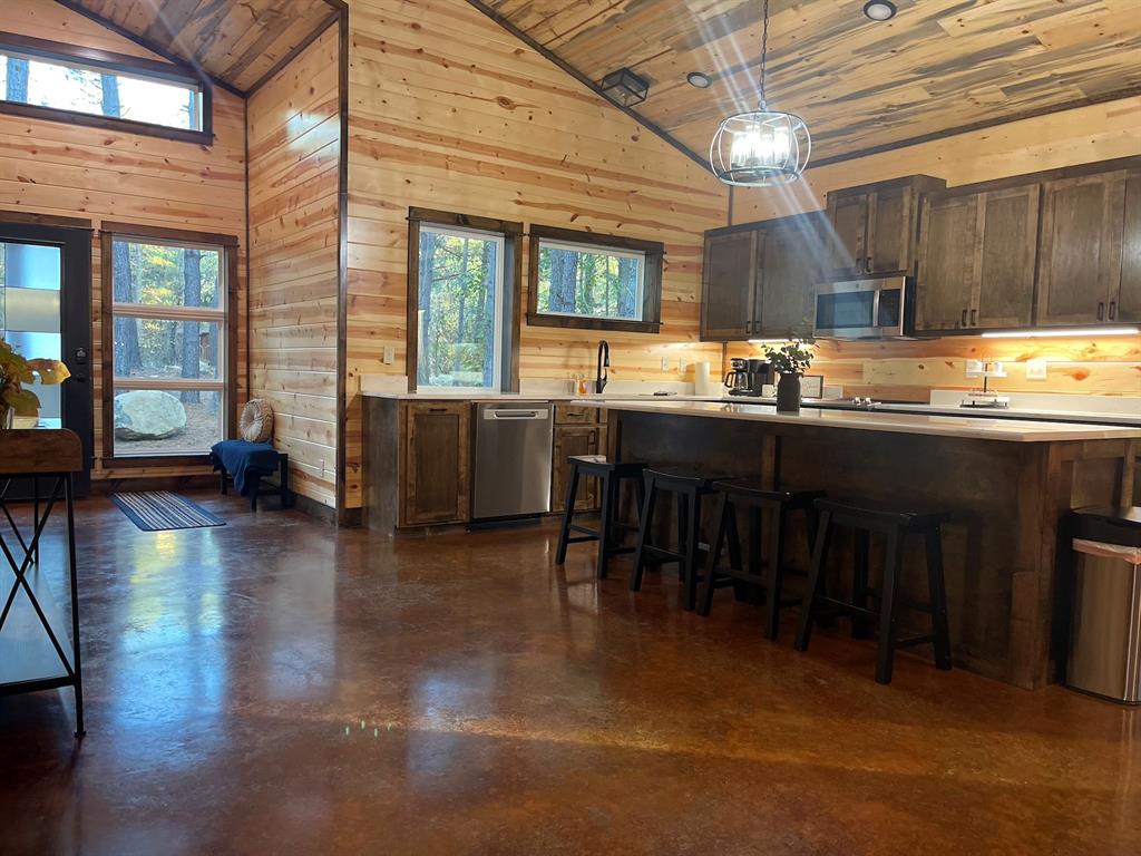 73 Carter Valley Lane Property Photo 3