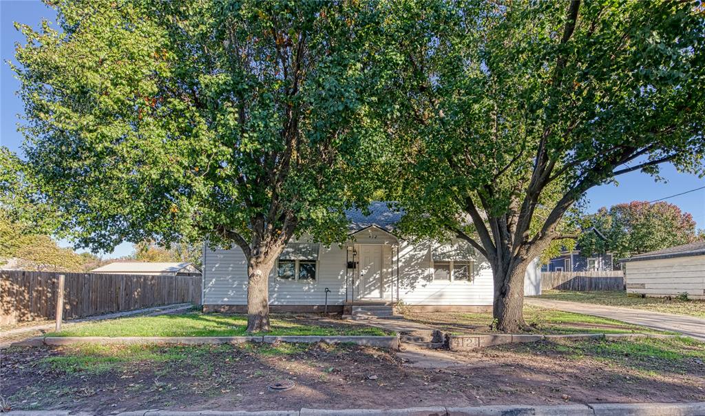 412 N Kentucky Avenue Property Photo