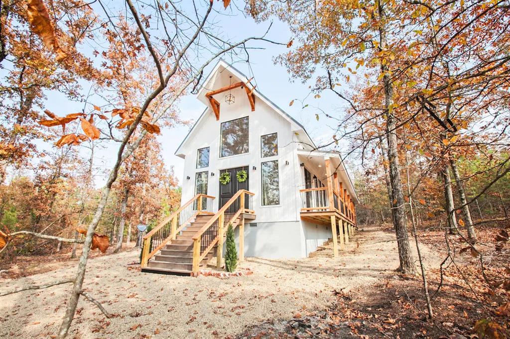 499 Bass Loop Property Photo 14