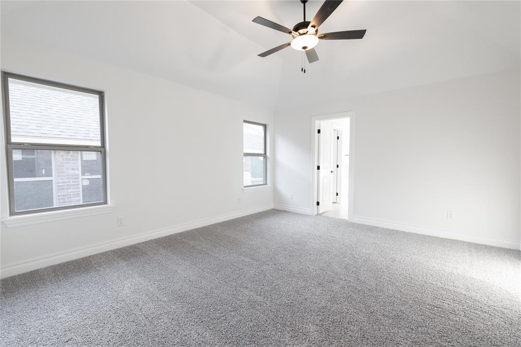 8301 Mountain Oak Drive Property Photo 12