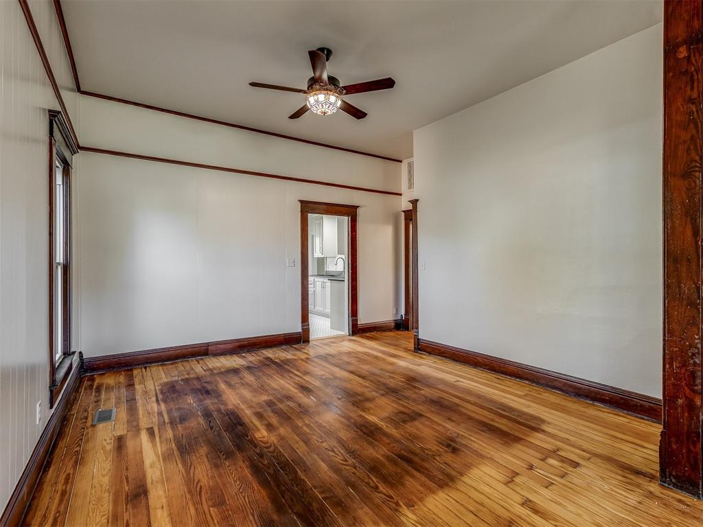 309 S 6th Street Property Photo 8