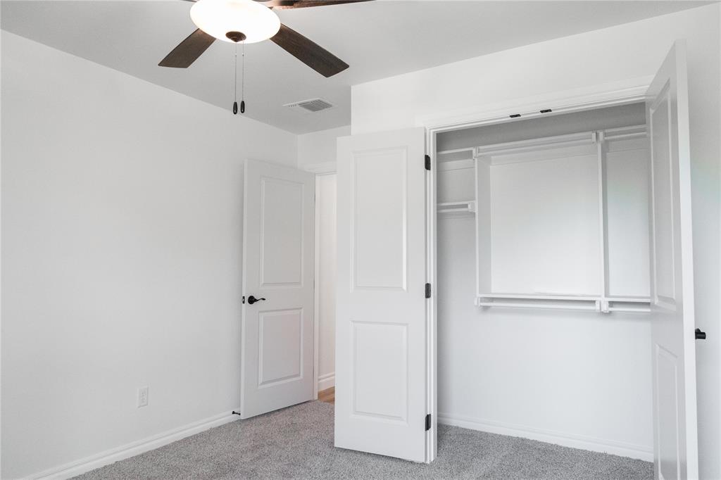 16021 Coneflower Drive Property Photo 17