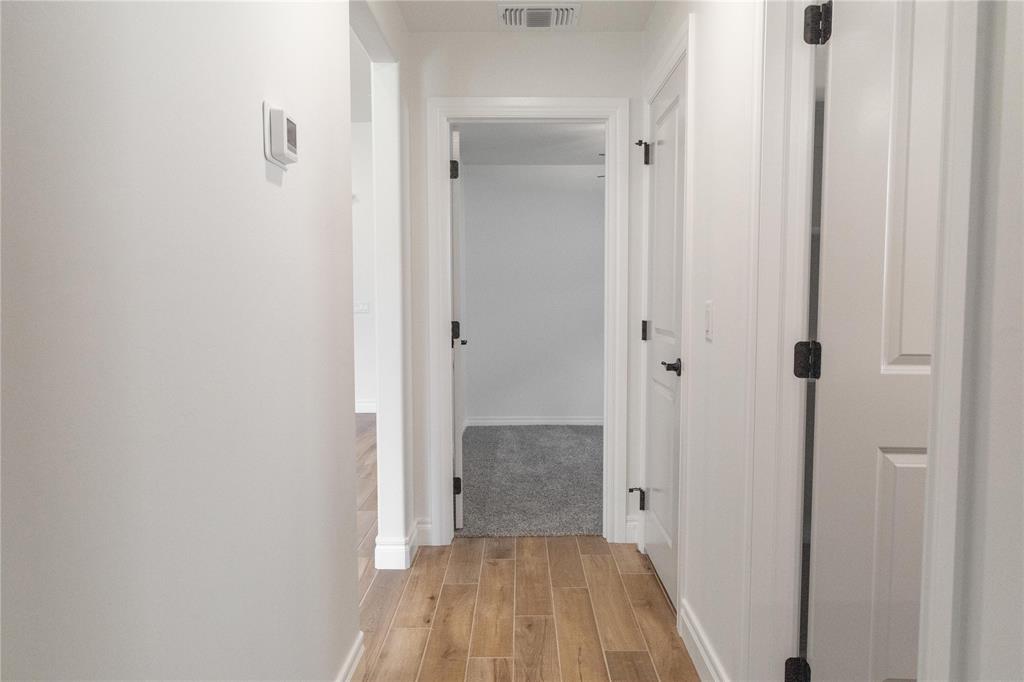 16021 Coneflower Drive Property Photo 20