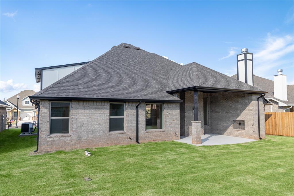 16021 Coneflower Drive Property Photo 25