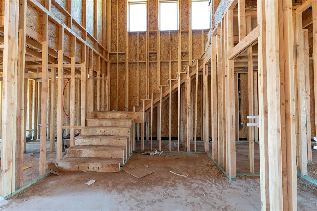 16124 Vermillion Drive Property Photo 6
