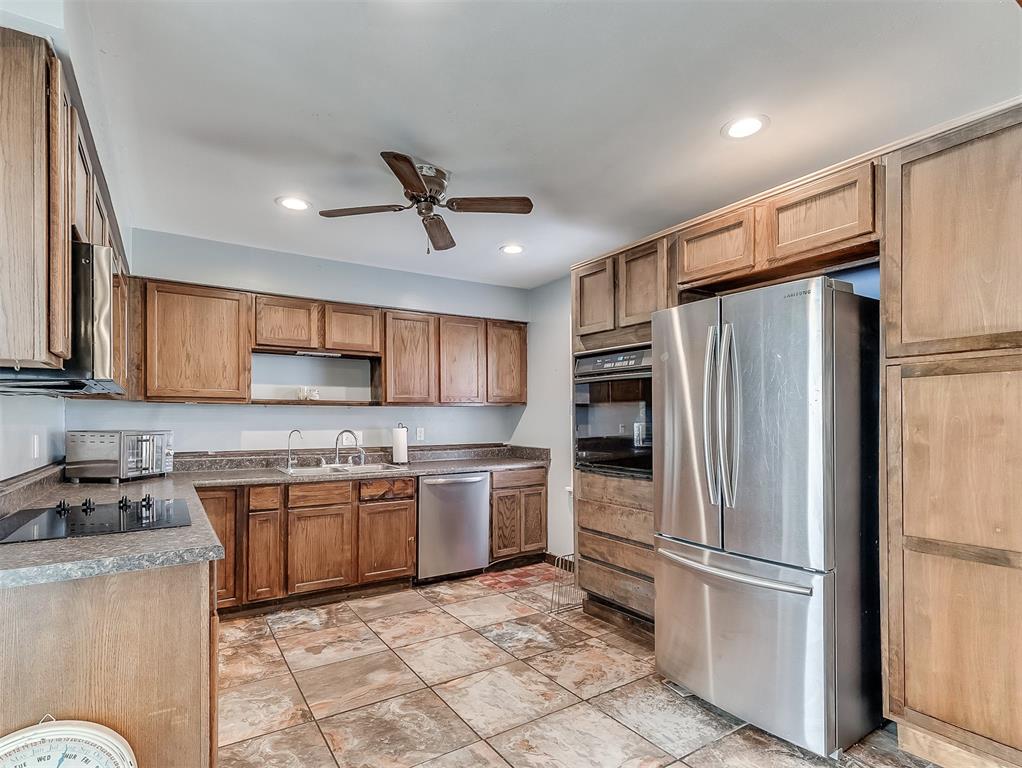 12855 Marshall Street Property Photo 11