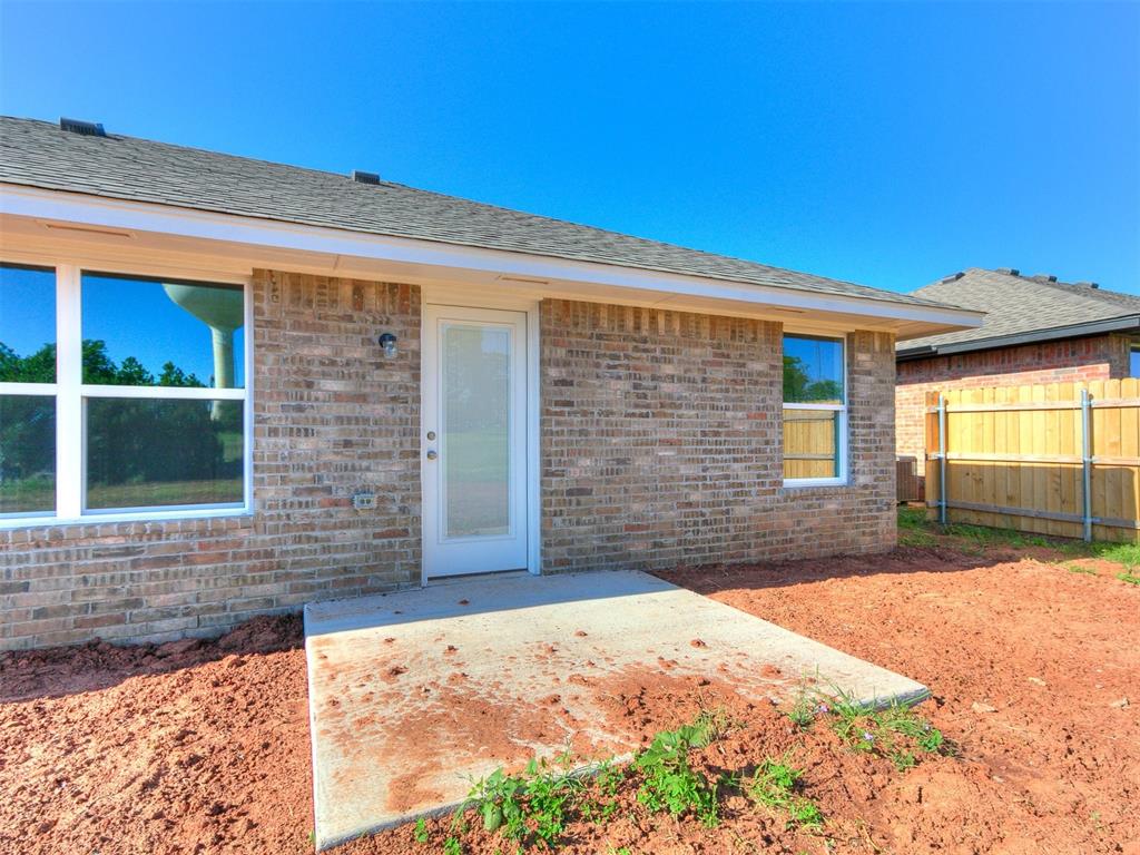 1200 Highland Drive Property Photo 8