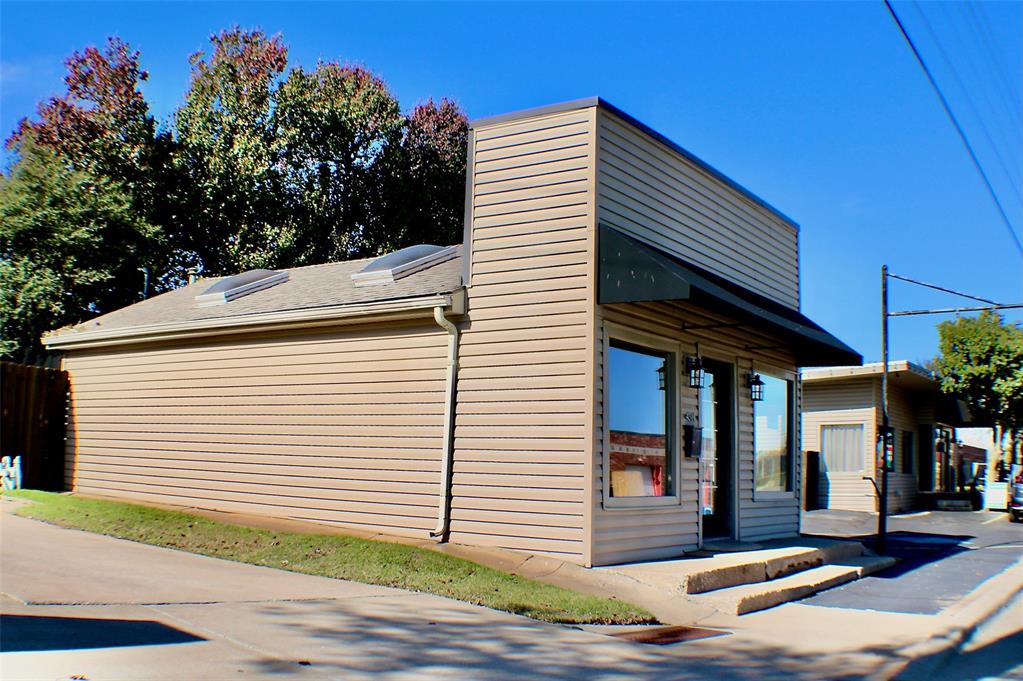 4511 N Western Street Property Photo 5