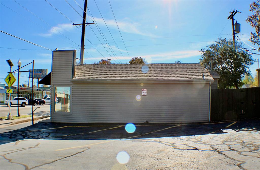 4511 N Western Street Property Photo 10