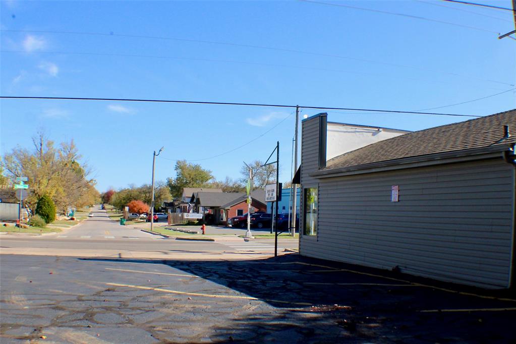 4511 N Western Street Property Photo 12