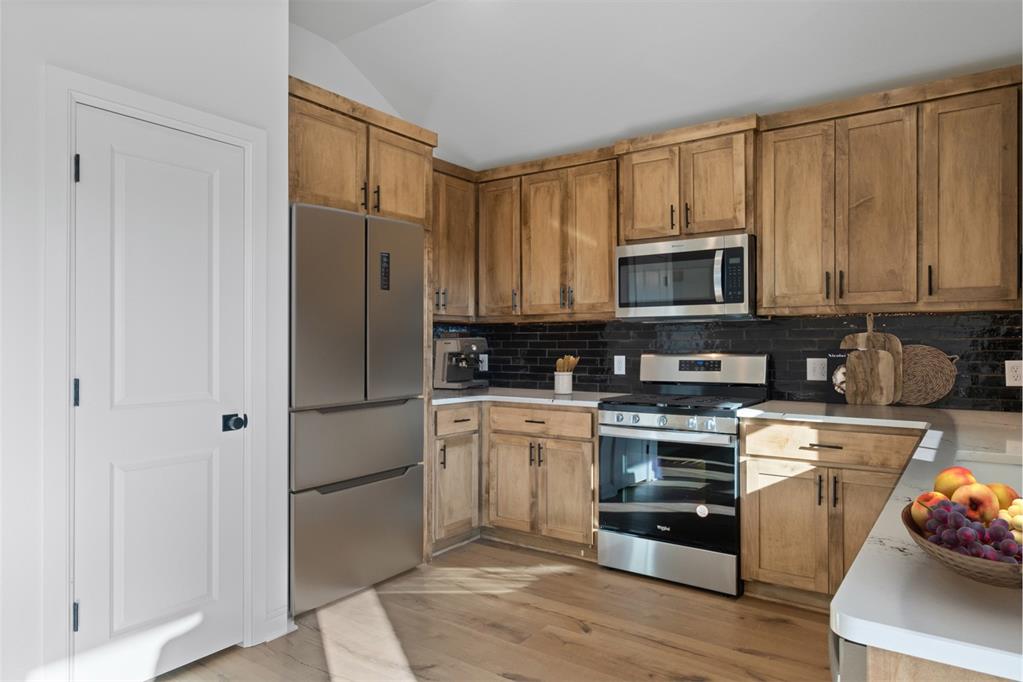 490 Elena Drive Property Photo 16