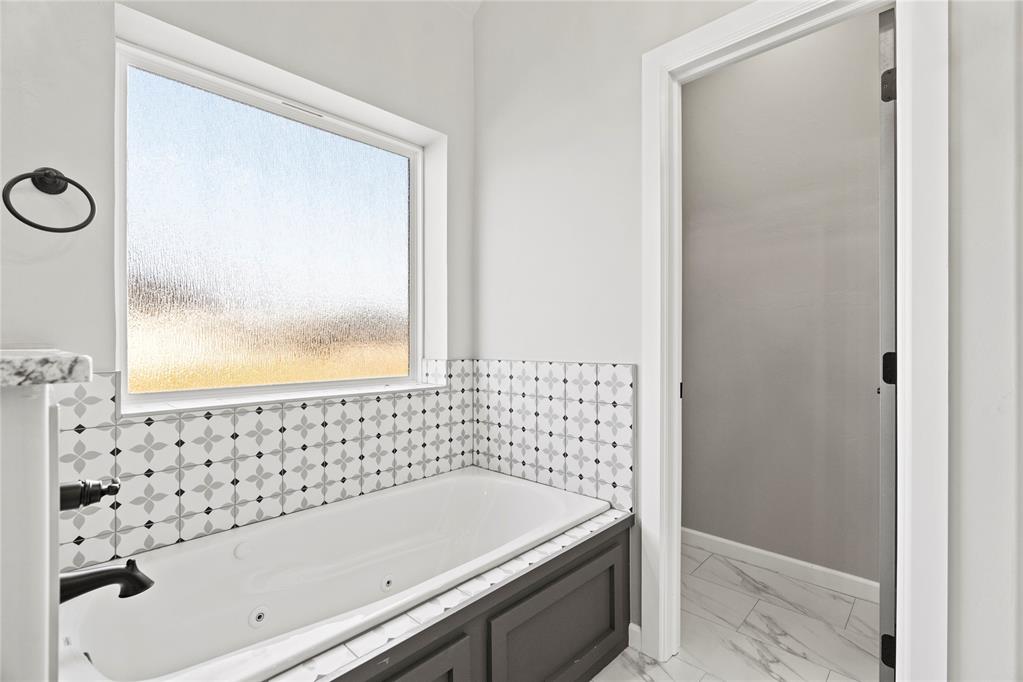 10513 Sw 51st Street Property Photo 17