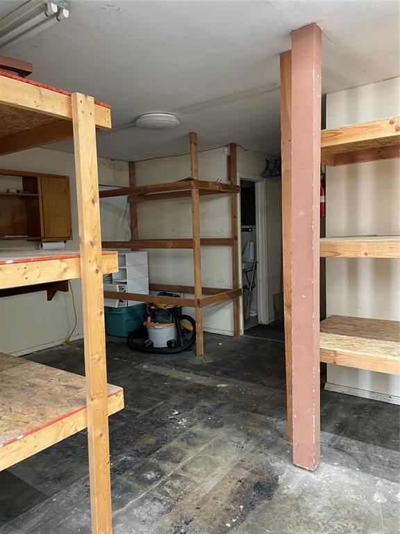 1101 Sw 44th Street Property Photo 4
