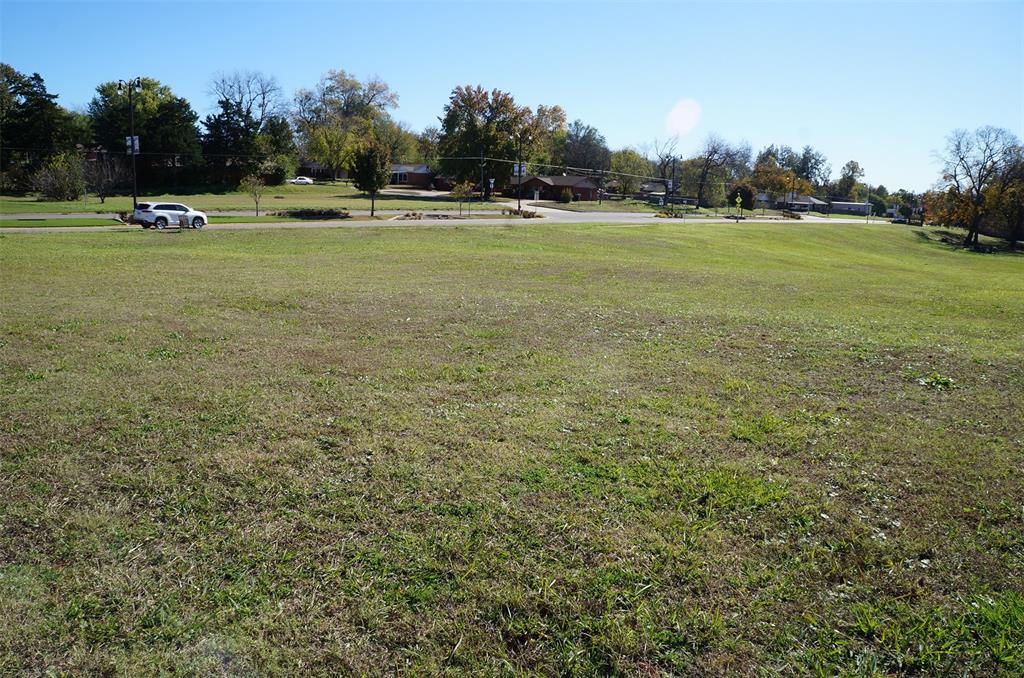 002 Green Avenue Property Photo