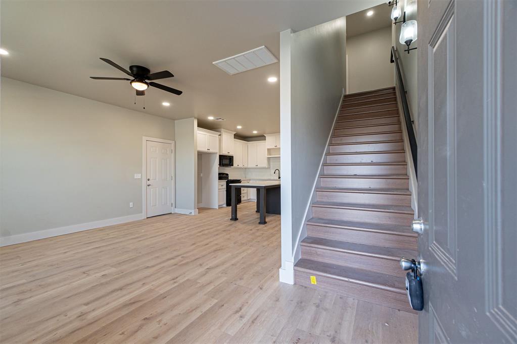 316 Ash Avenue Property Photo 3