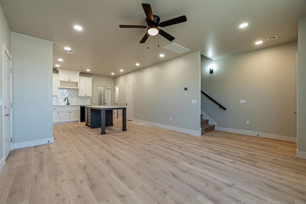 316 Ash Avenue Property Photo 4