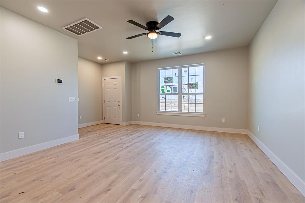 316 Ash Avenue Property Photo 5