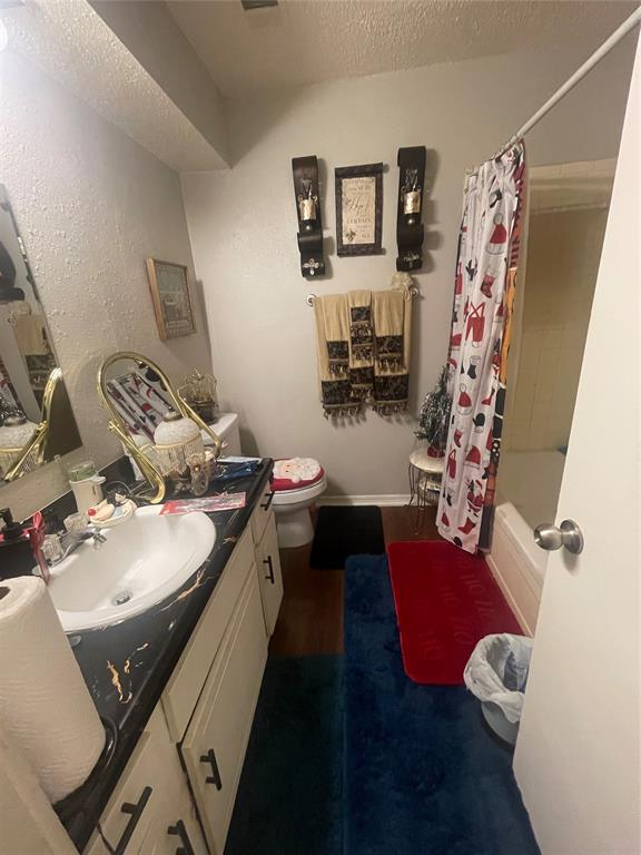 2620 N Ann Arbor Avenue 208 Property Photo 7