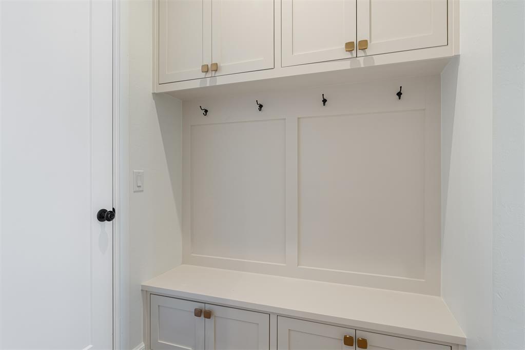 417 Basin Way Property Photo 23