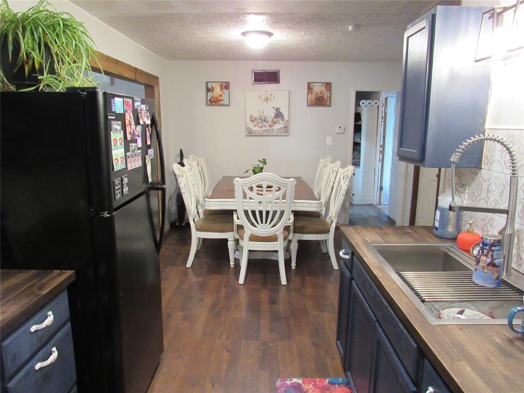 712 Cinmac Street Property Photo 7