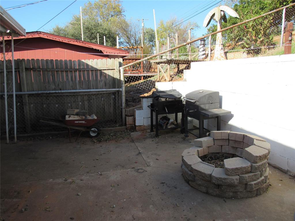 712 Cinmac Street Property Photo 20